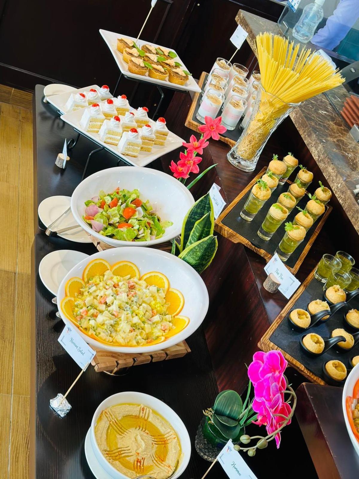 Join Inn Hotel Jebel Ali, Dubai - Formerly Easyhotel Jebel Ali Exteriör bild