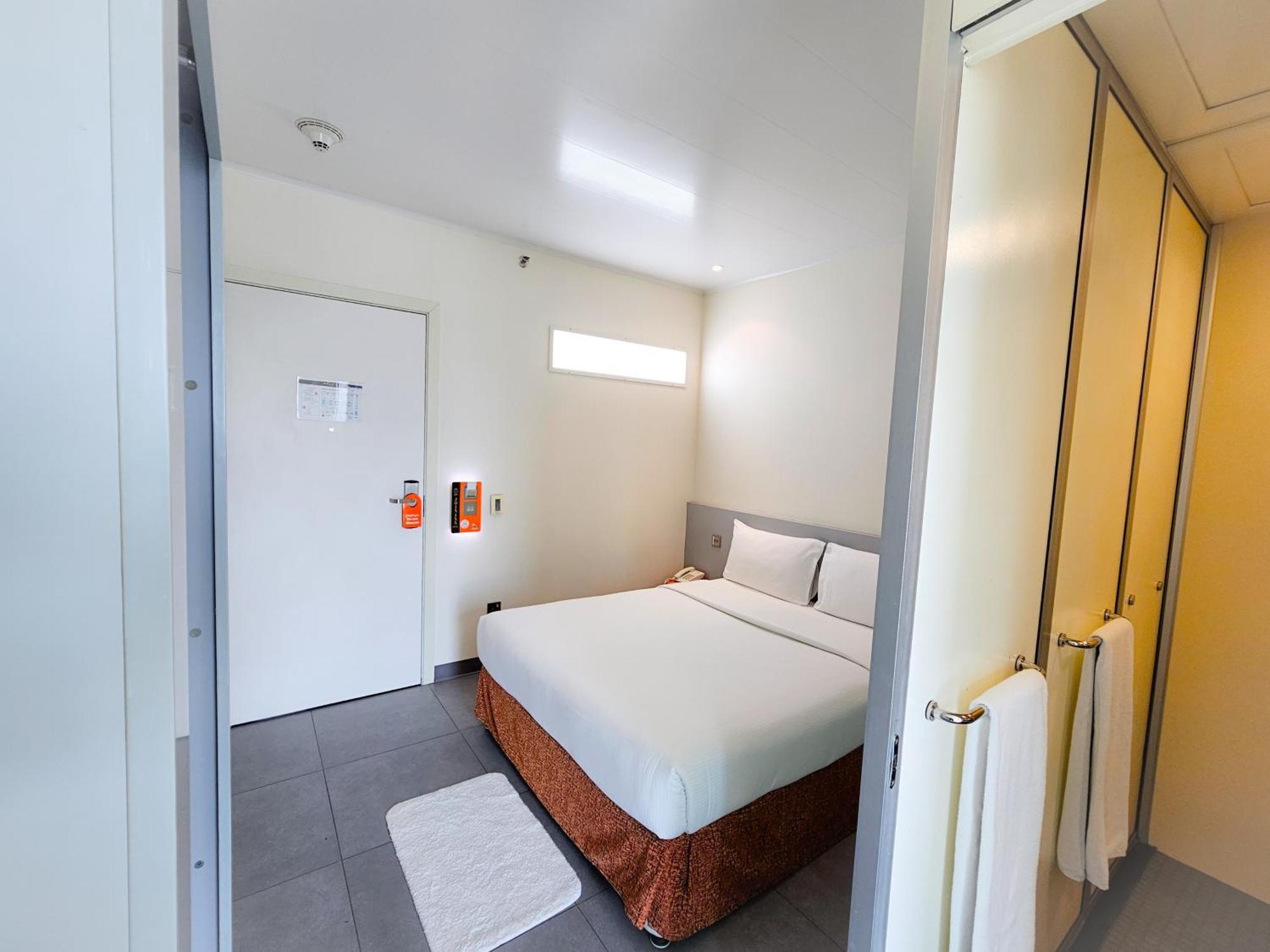 Join Inn Hotel Jebel Ali, Dubai - Formerly Easyhotel Jebel Ali Exteriör bild
