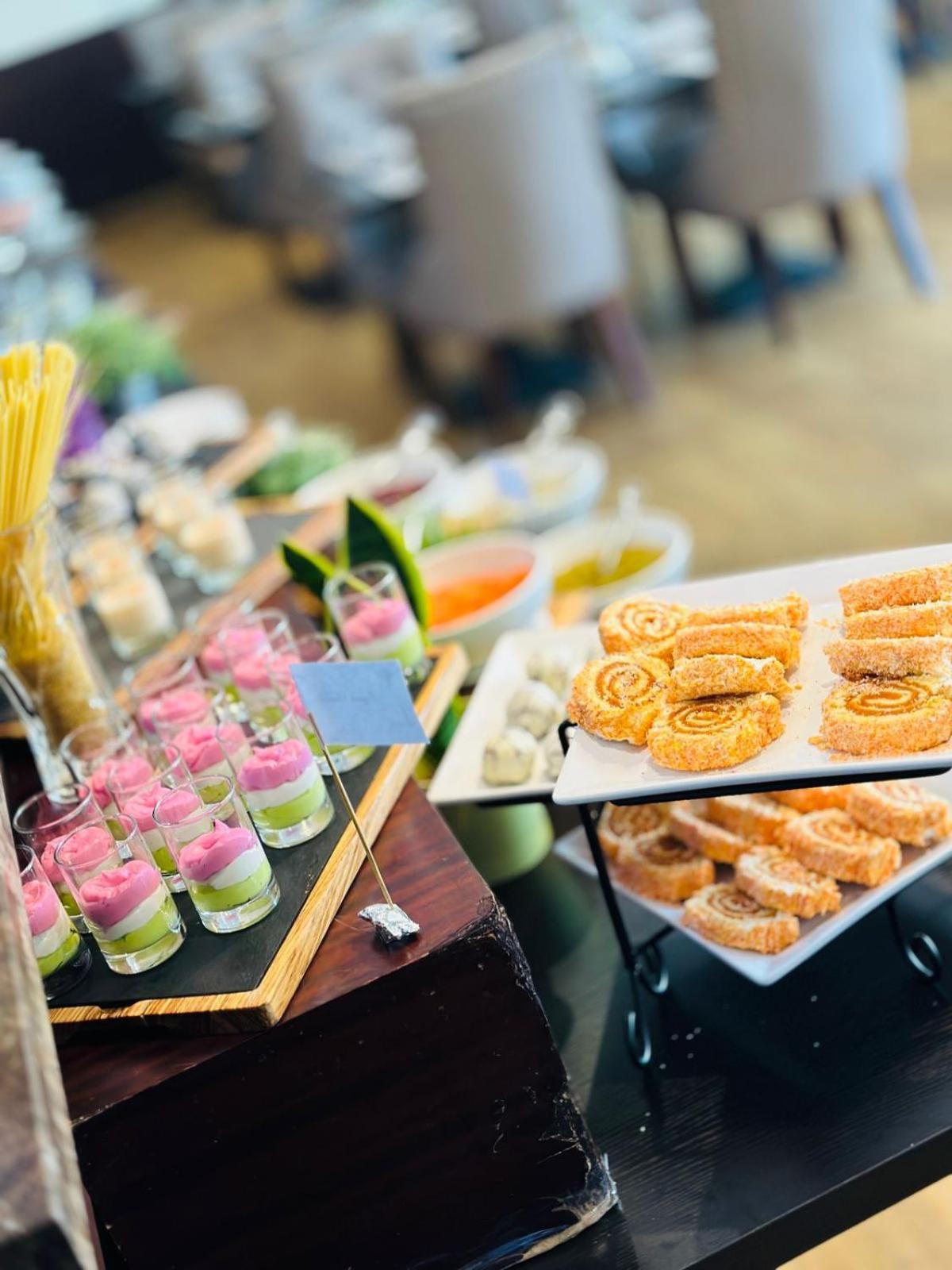 Join Inn Hotel Jebel Ali, Dubai - Formerly Easyhotel Jebel Ali Exteriör bild